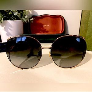 Authentic Gucci Sunglasses EUC